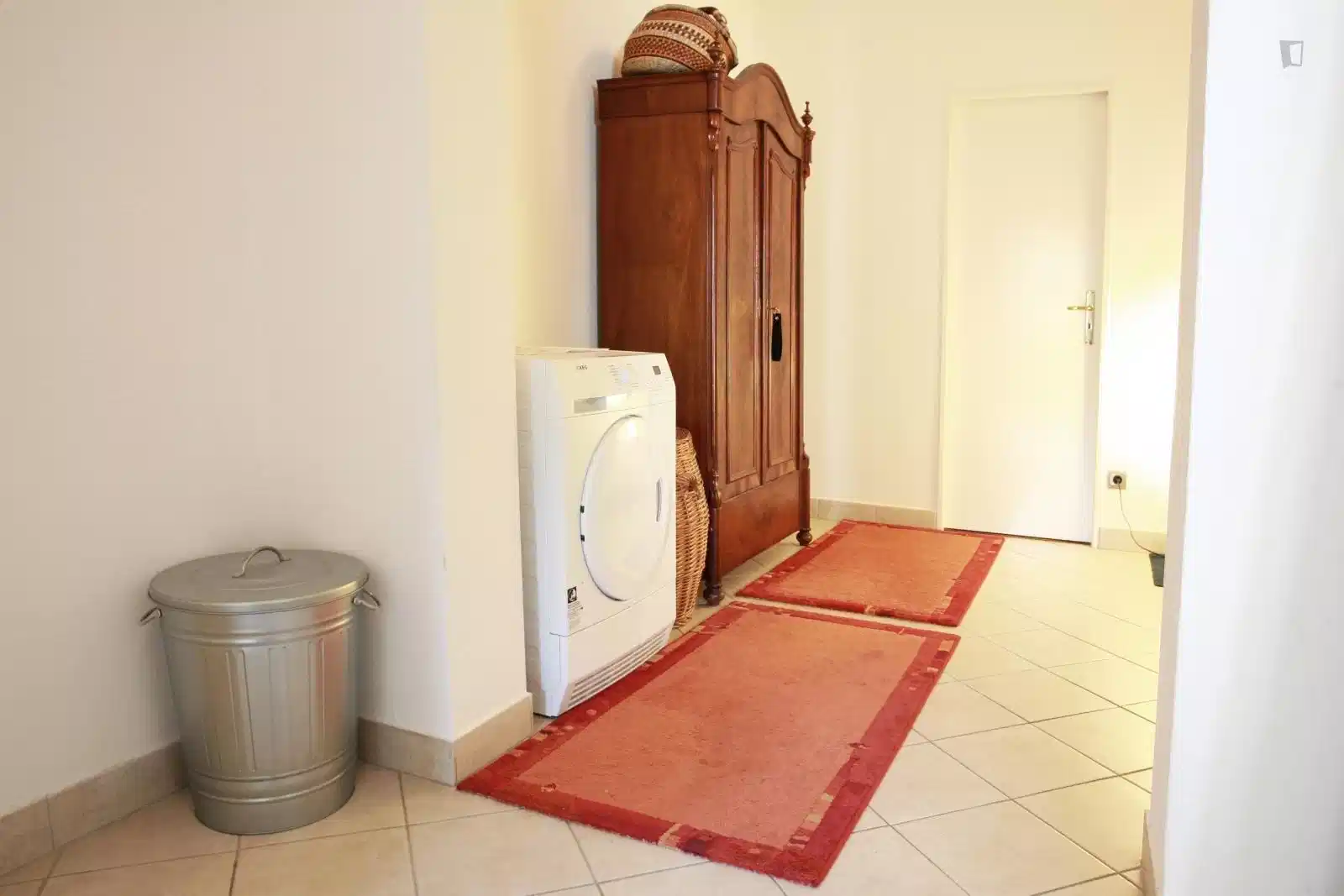 Room in  3 Bed 1 Bath - Bedroom?w=400&h=260&fit=crop&q=40&auto=format&trim=auto
