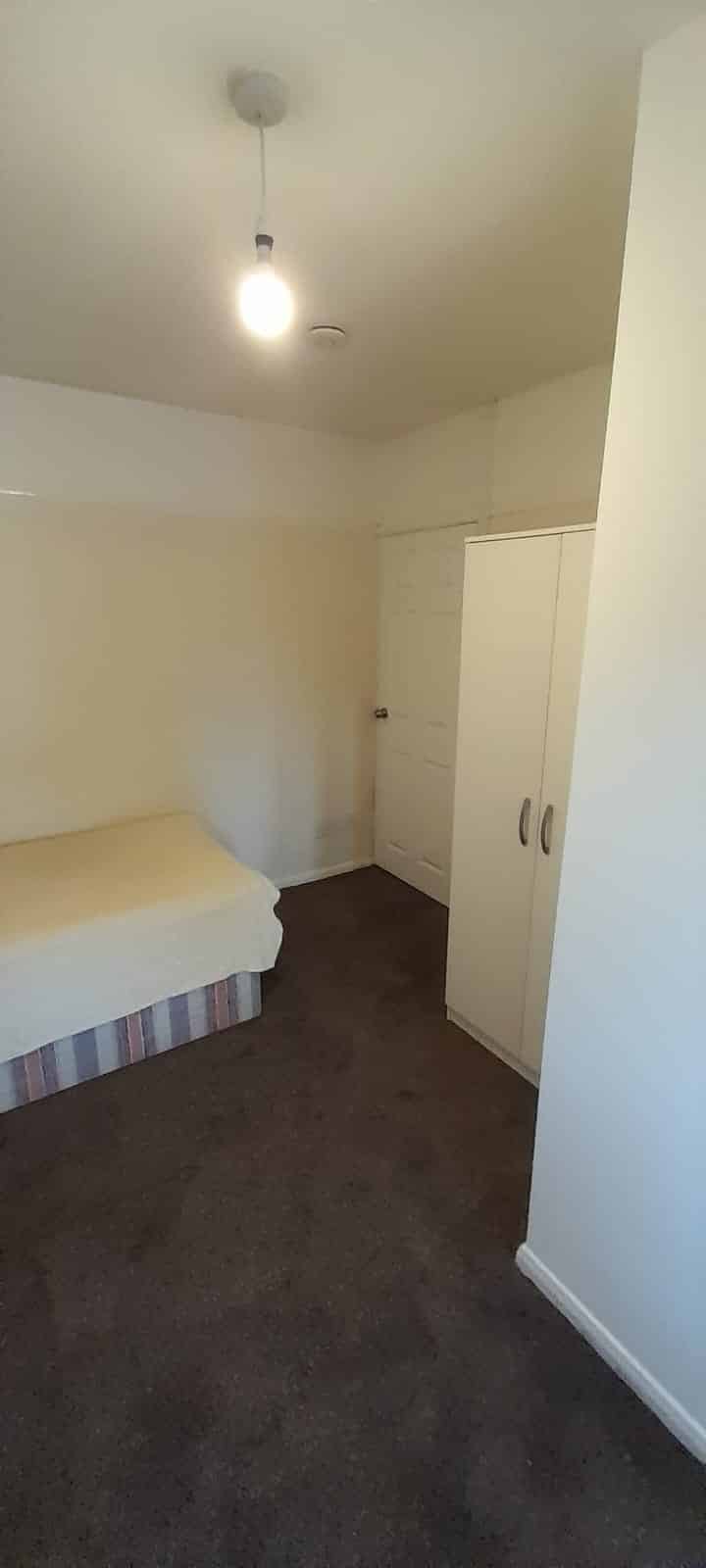 Stanwell Road TW14, London - London, England, United Kingdom - 3 Bedroom Apartment - Bedroom