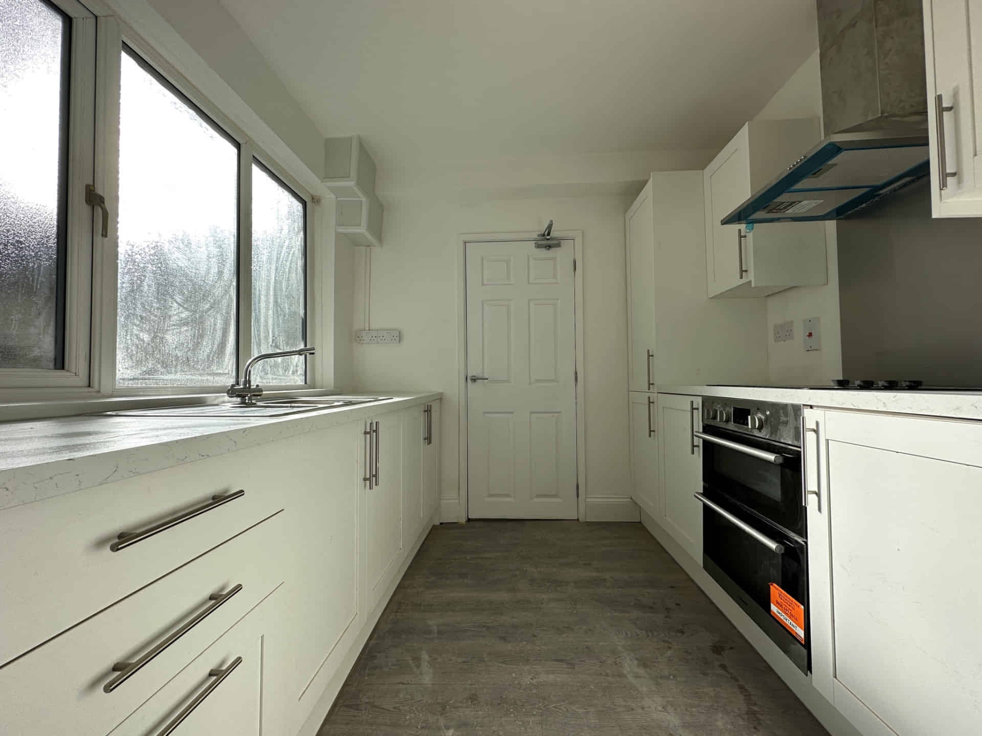 6 Bedroom Apartment - Bedroom?w=400&h=260&fit=crop&q=40&auto=format&trim=auto