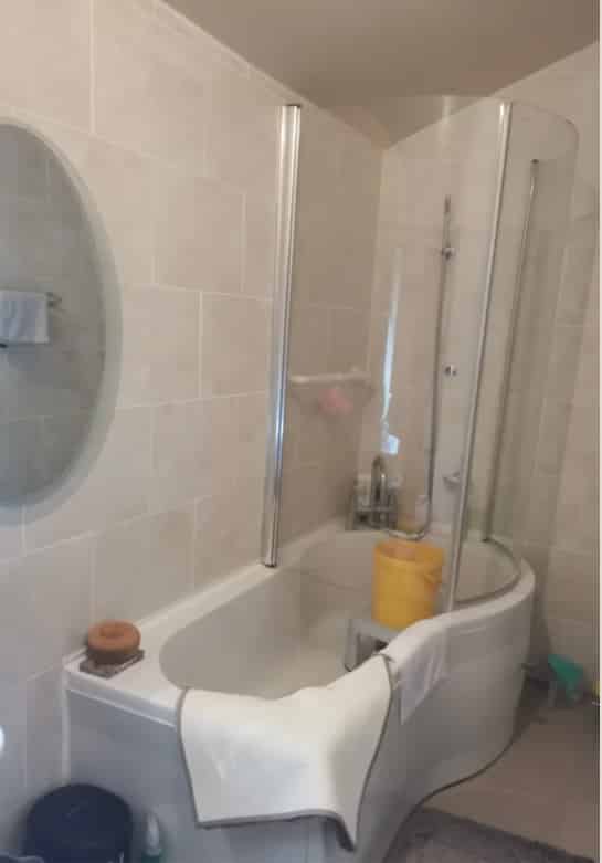 32 Blades Street, Lancaster - Lancaster, England, United Kingdom - Bathroom
