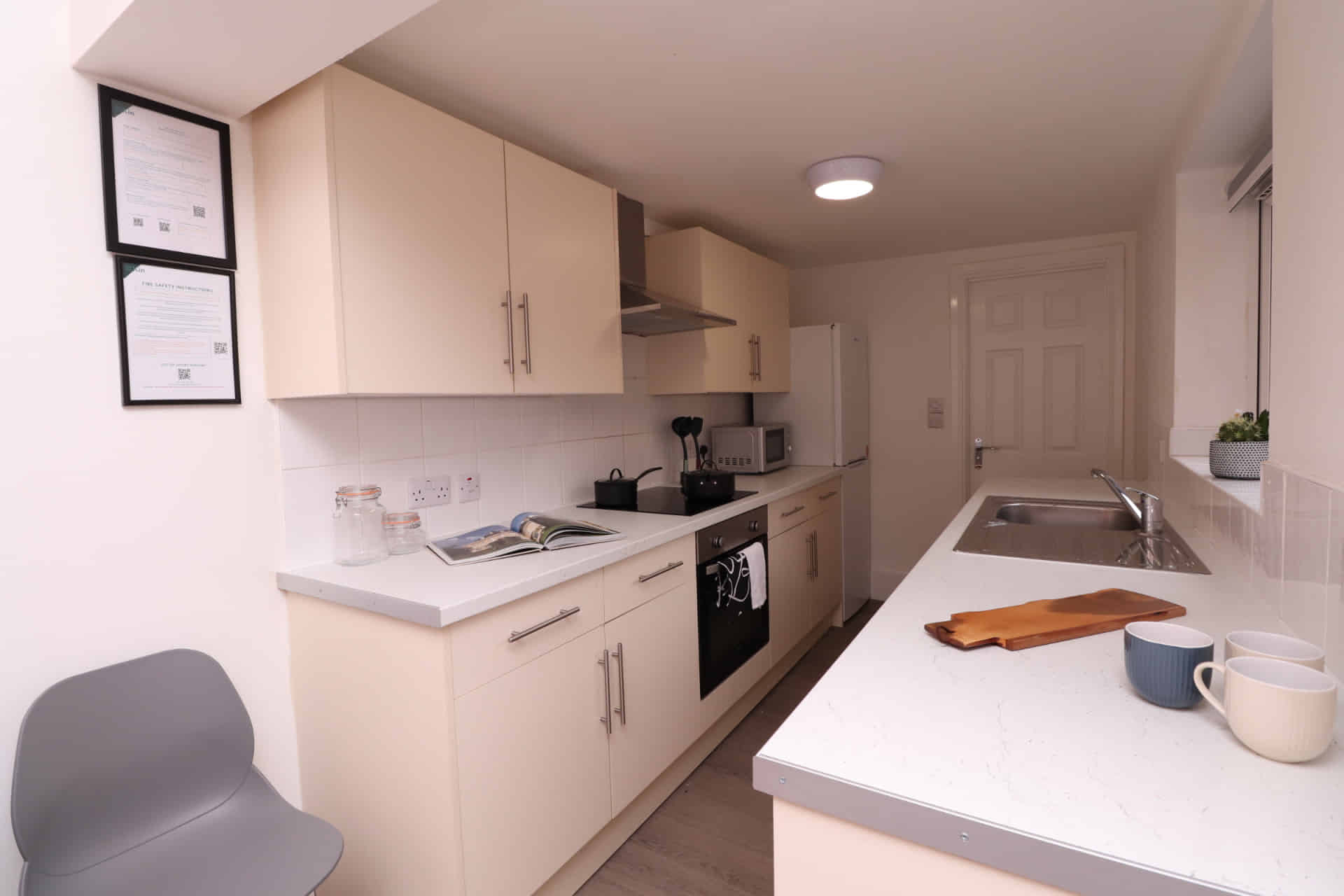 43 Thesiger Street, Lincoln - Lincoln, England, United Kingdom - Kitchen