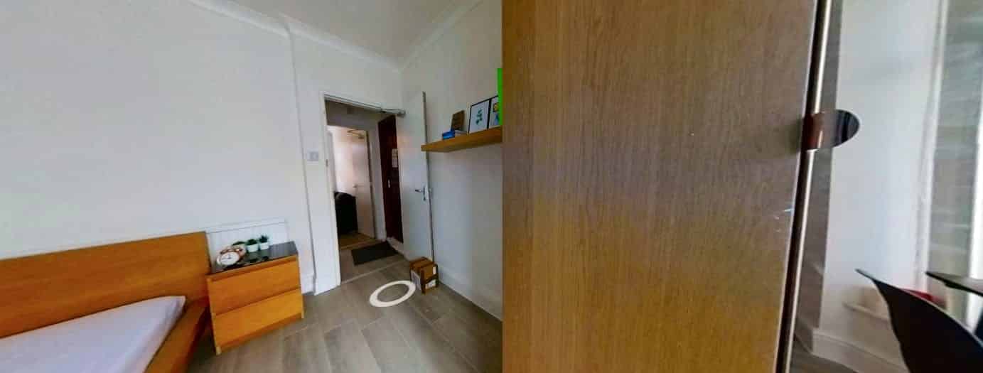 Kitchen?w=400&h=260&fit=crop&q=40&auto=format&trim=auto