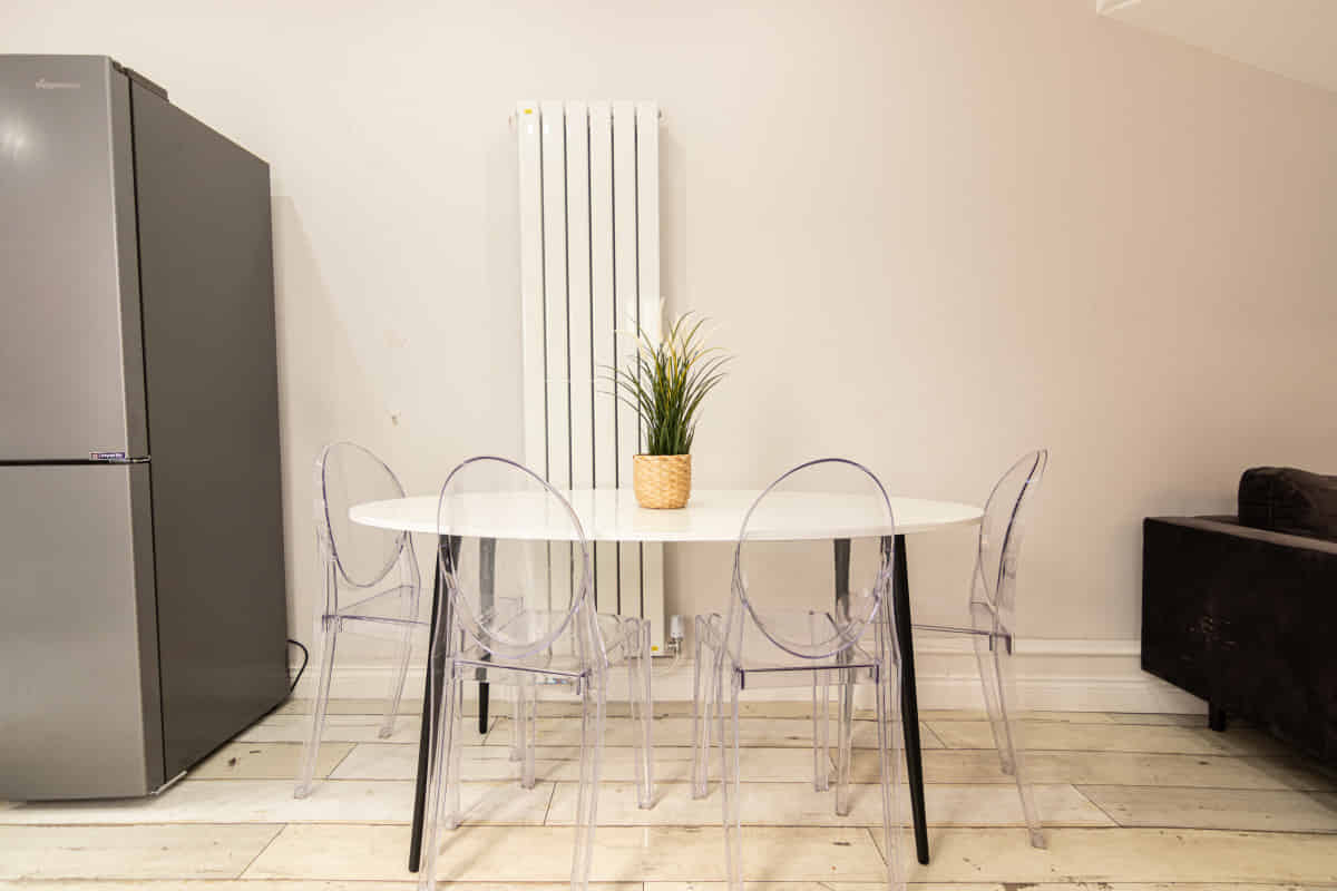 12 Manton Road, Liverpool - Liverpool, England, United Kingdom - Amenities