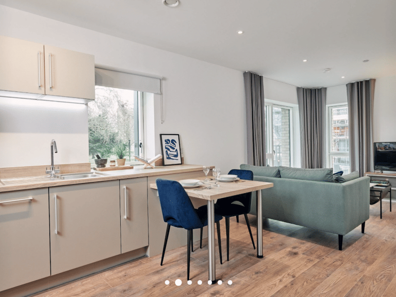 2 Bedrooms Property Barking And Dagenham, London - London, England, United Kingdom - Amenities