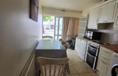 Room in a 2 Bedroom Apartment, 163 A Lurgan Park, Renmore, Galway H91 Y867 - Galway, Ireland - 2 Bedroom 1 Bathroom Apartment - Kitchen