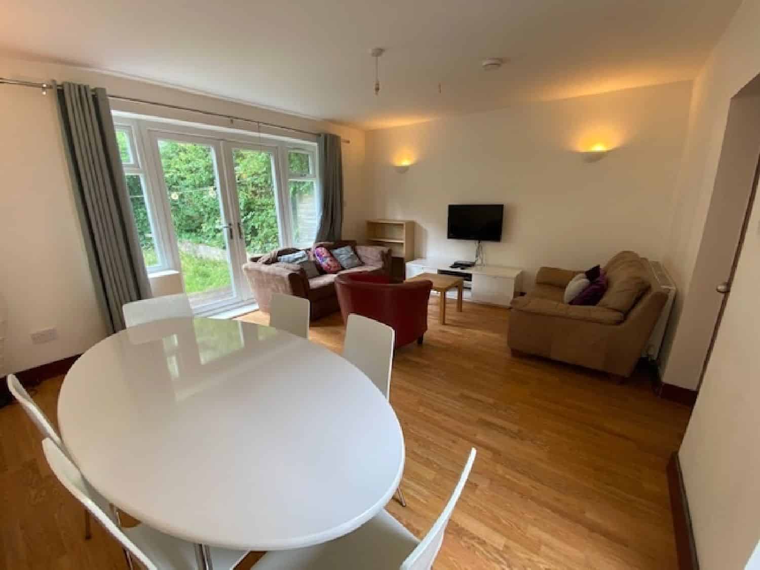  Hallewell Road 1, Birmingham - Birmingham, England, United Kingdom - Amenities