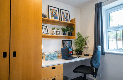 Amenities?w=400&h=260&fit=crop&q=40&auto=format&trim=auto
