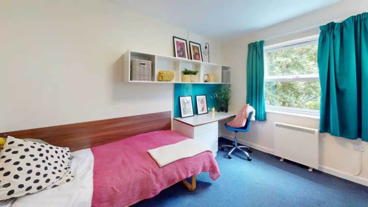 Cloister House, Broadgate Park, University of Nottingham, Nottingham - Nottingham, England, United Kingdom - Bedroom