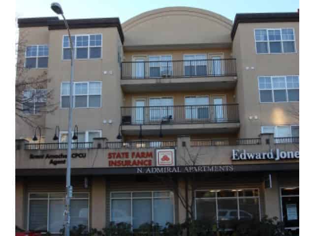 North Admiral, Seattle - Seattle, Washington, United States - Exterior