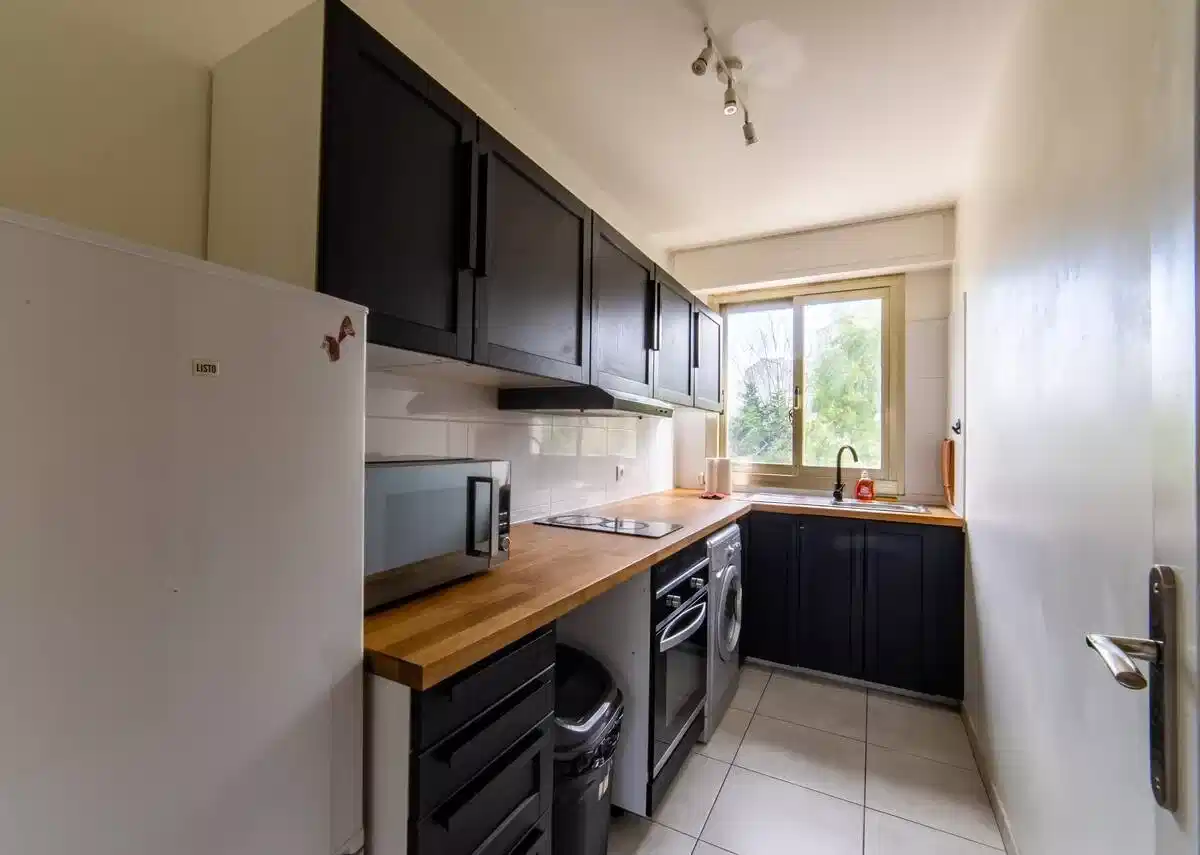 XO 75010, Paris - Paris, France - 2 Bedroom 1 Bathroom - Kitchen