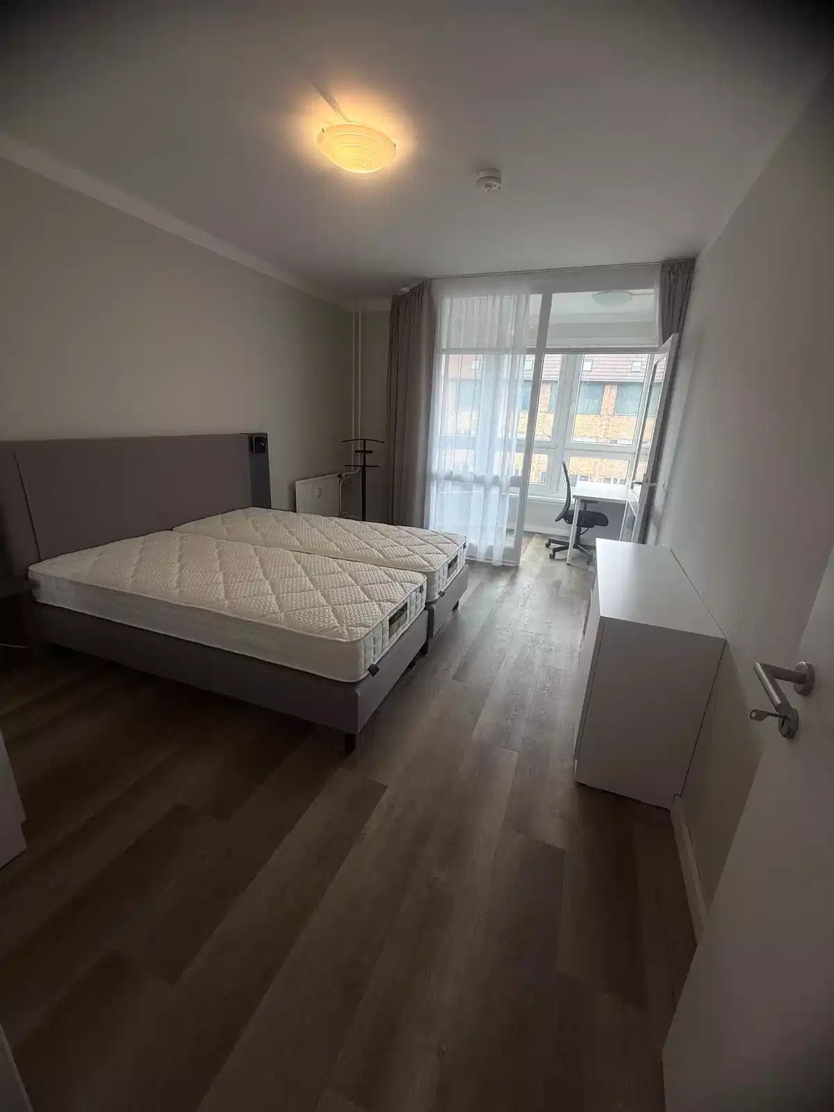 AR 10117, Berlin - Berlin, Germany - 3 Bedroom 1 Bathroom Apartment | 2~1144 Apt 602 - Bedroom