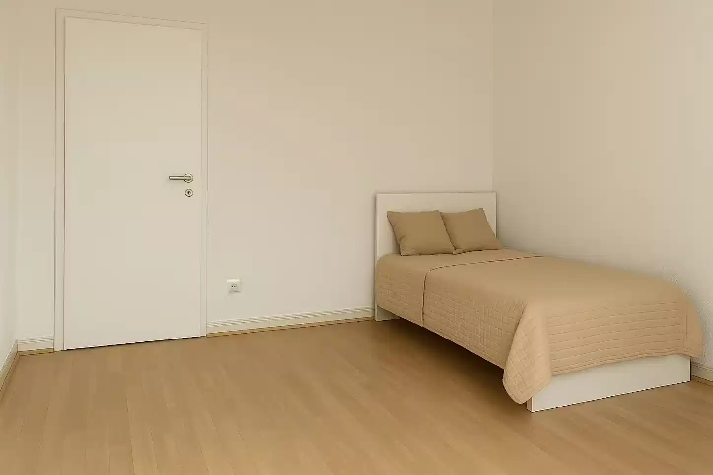 RM Bismarckstraße 106, Berlin - Berlin, Germany - Room In 3 Bed 1 Bath (#31.3.106.) - Bedroom