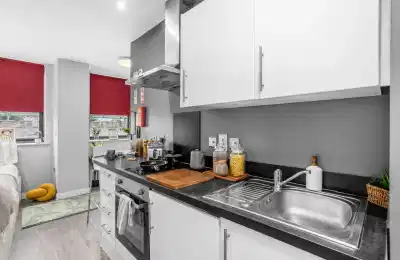 Northgate House, Cardiff - Cardiff, Wales, United Kingdom - Kitchen