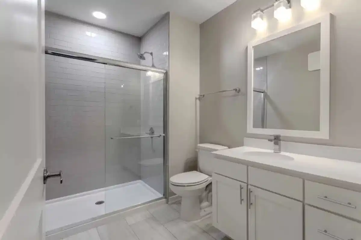 The Residences At The Sutton, Columbus - Columbus, Ohio, United States - Bathroom