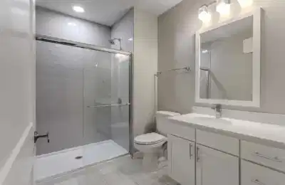 The Residences At The Sutton, Columbus - Columbus, Ohio, United States - Bathroom