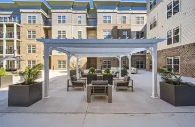 The Kingston, Upper Arlington - Upper Arlington, Ohio, United States - Exterior