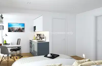 Common Area?w=400&h=260&fit=crop&q=40&auto=format&trim=auto