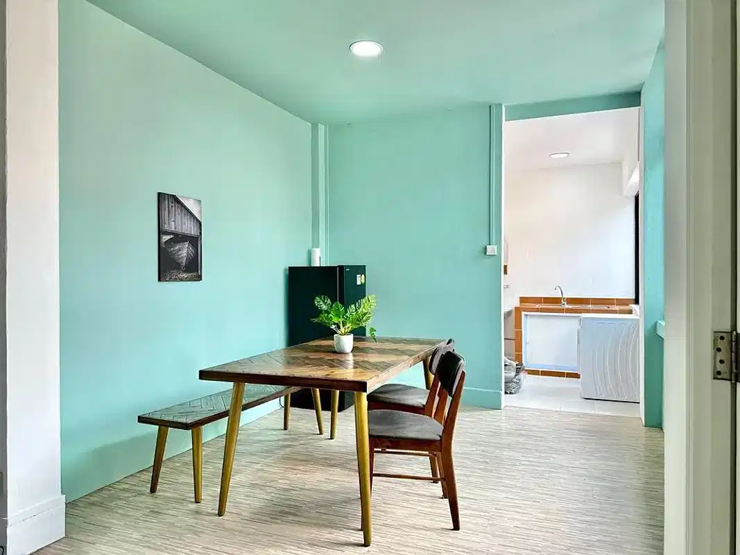 Room in a 4 Bedroom Apartment, 23B Lor 13 Geylang, Singapore 388666 - Singapore, Singapore - Amenities