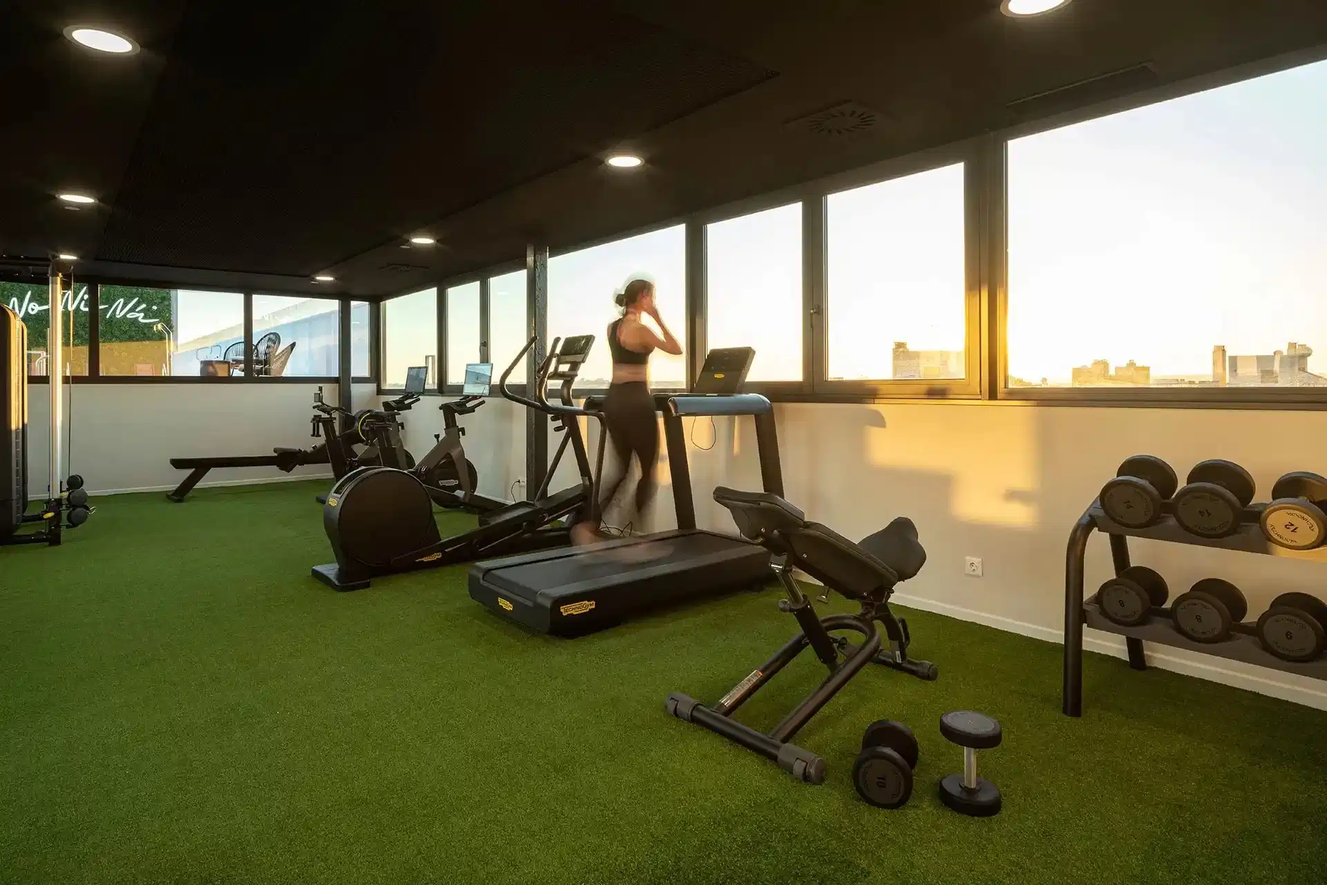Amro Sevilla, Sevilla - Seville, Spain - Amenities