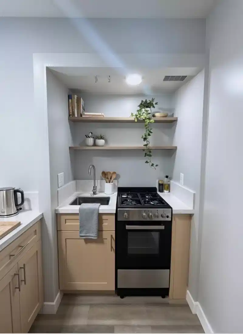 Strathmore Veteran, Los Angeles - Los Angeles, California, United States - Kitchen