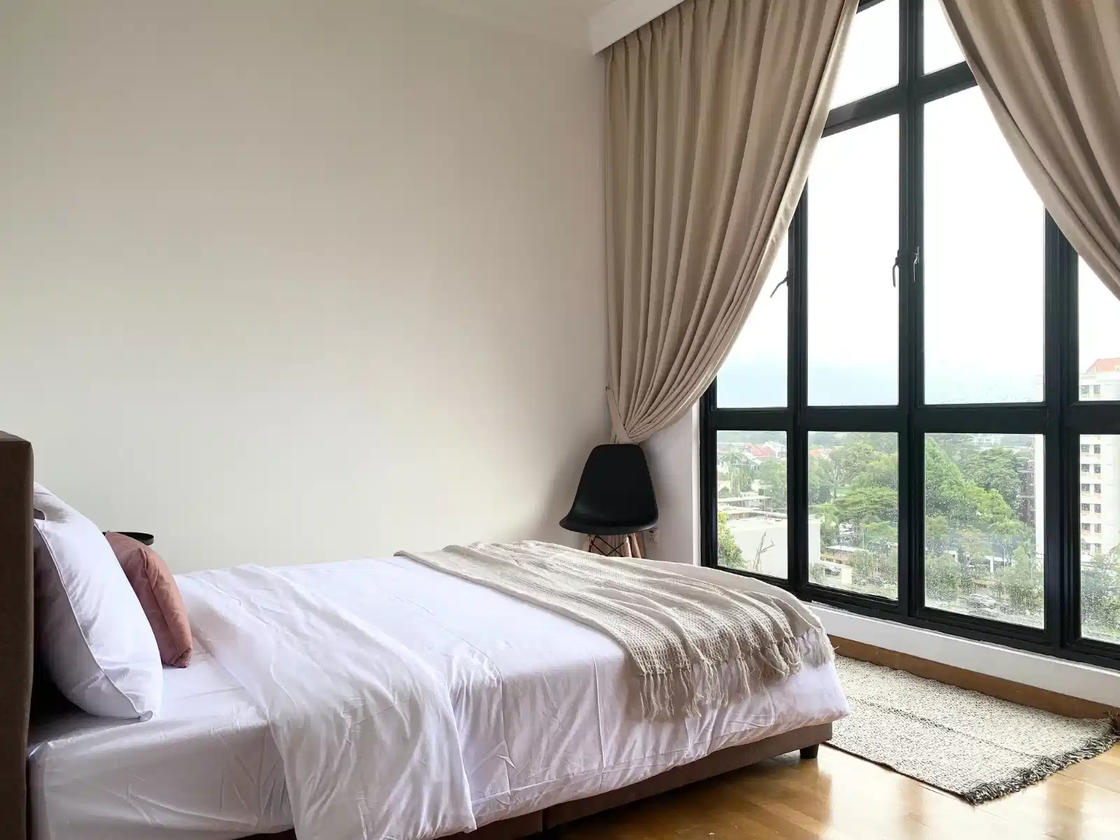 Room in a 3 Bedroom Apartment, 1003 Bukit Timah Road, Singapore 596289 - Singapore, Singapore - Tap Home - Bedroom