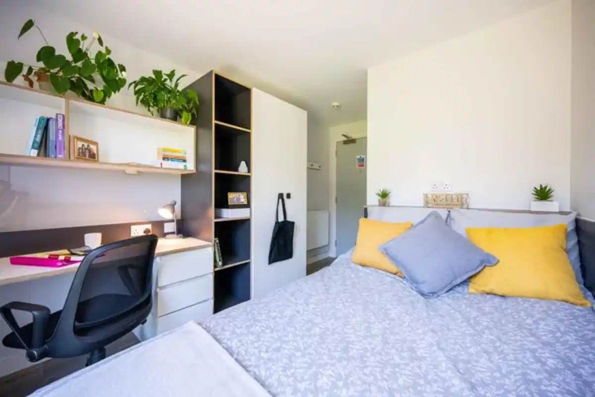 Westfield Court Student Accommodation, University of Hull, Kingston Upon Hull - Hull, England, United Kingdom - Bedroom