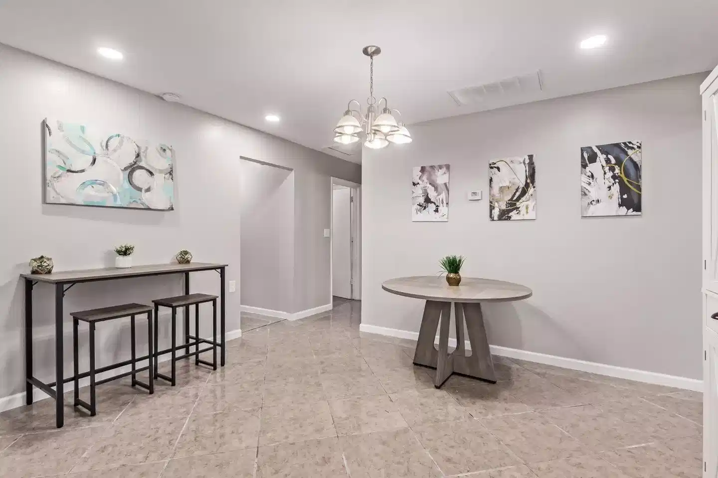 #50319  : Room in 10 Bed 3 Bath - Kitchen?w=400&h=260&fit=crop&q=40&auto=format&trim=auto