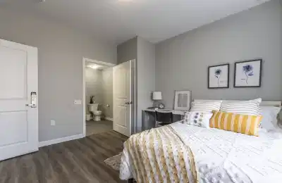 Arcadian Students - Barrie, Canada - Bedroom