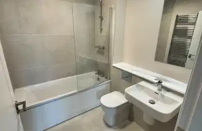 Room in a 4 Bedroom Apartment, Tandys Drive, Adamstown, Lucan Co. Dublin K78 C5T9 - Dublin, Ireland - Bathroom