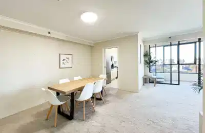 Room in a 3 Bedroom Apartment, 303 Castlereagh Street, Haymarket, Australia NSW 2000 - Sydney, New South Wales, Australia - Common Area