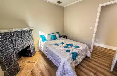 #55152: Room in 1 Bed 1 Bath - Kitchen?w=400&h=260&fit=crop&q=40&auto=format&trim=auto