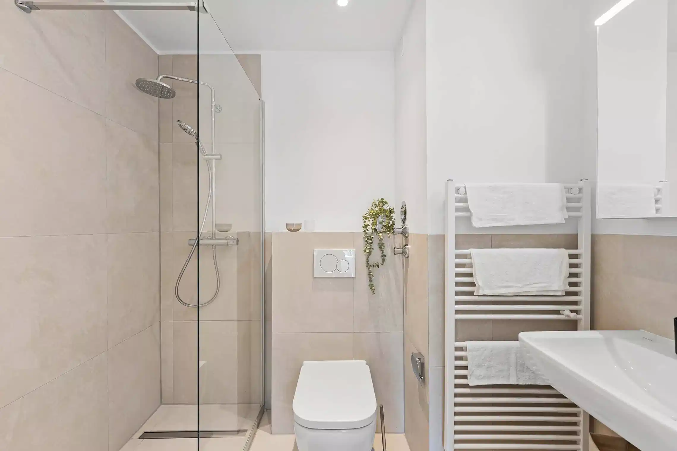 SPC 80995, Munich - Munich, Germany - Room in a 3 Bedroom 1 Bathroom - Bathroom