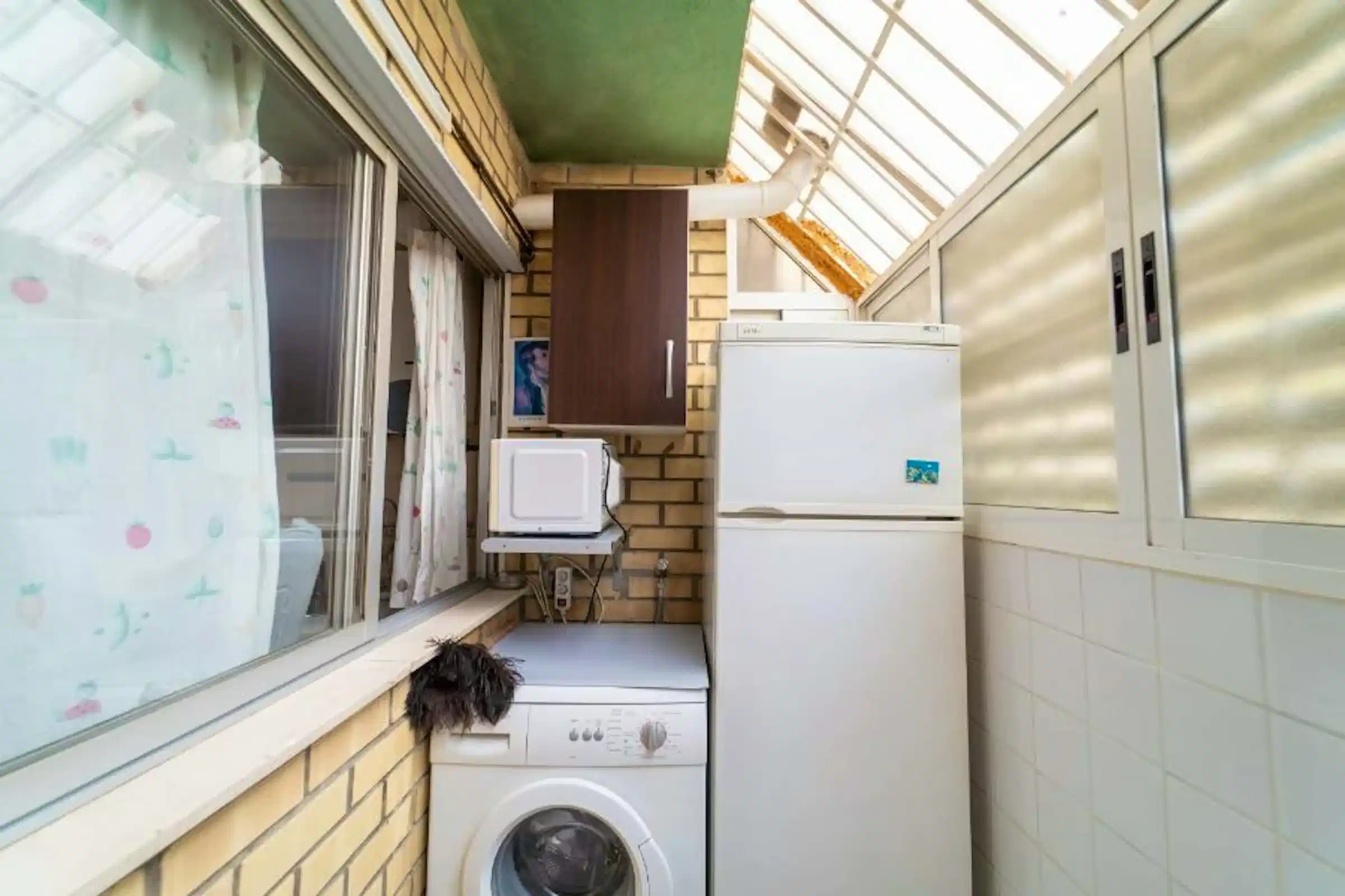 SPC 41005, Sevilla - Seville, Spain - Amenities