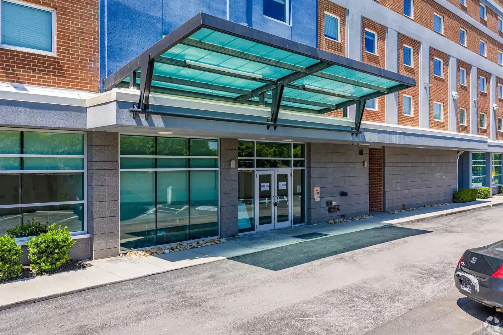Tradition, Knoxville - Knoxville, Tennessee, United States - Exterior