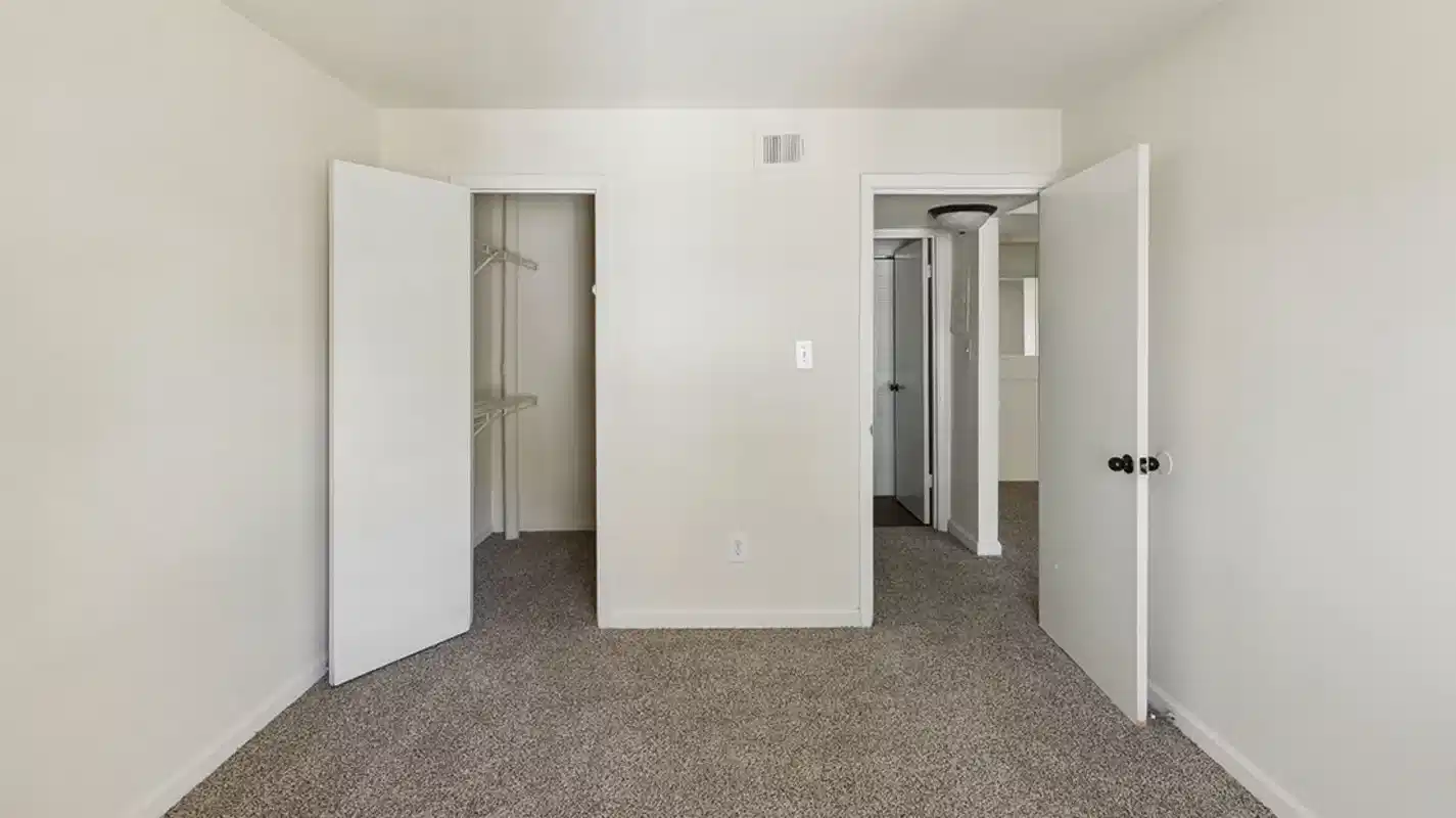Overlook Apartments, Greenville - Clemson, South Carolina, United States - Bedroom