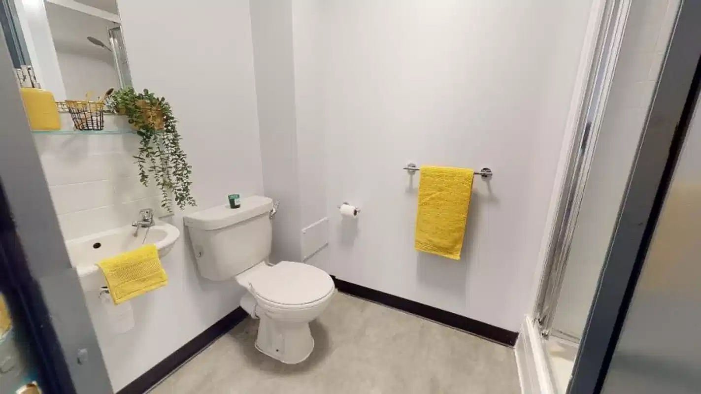 Amenities?w=400&h=260&fit=crop&q=40&auto=format&trim=auto