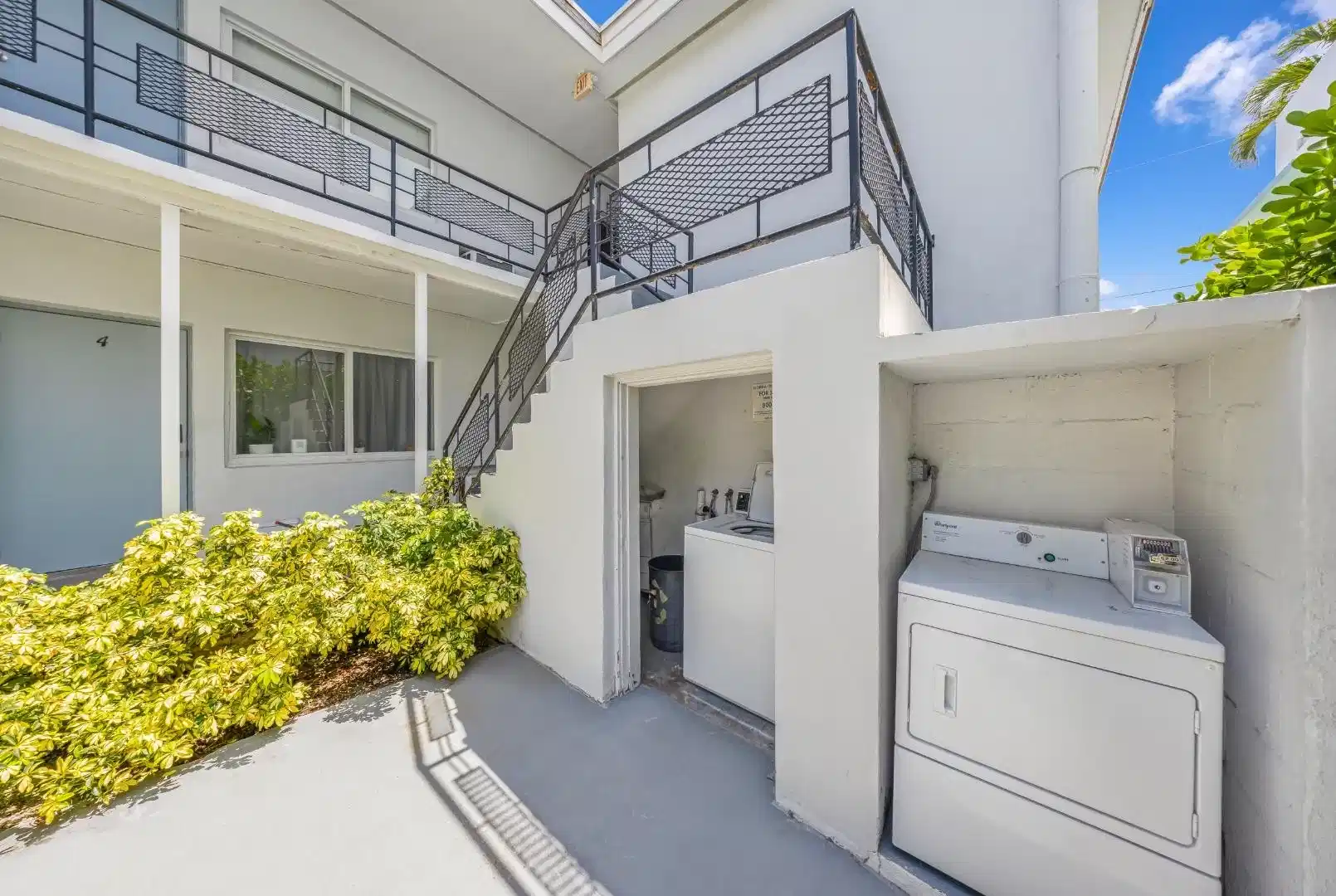 6844 Abbott Ave, Miami Beach - Miami, Florida, United States - Exterior