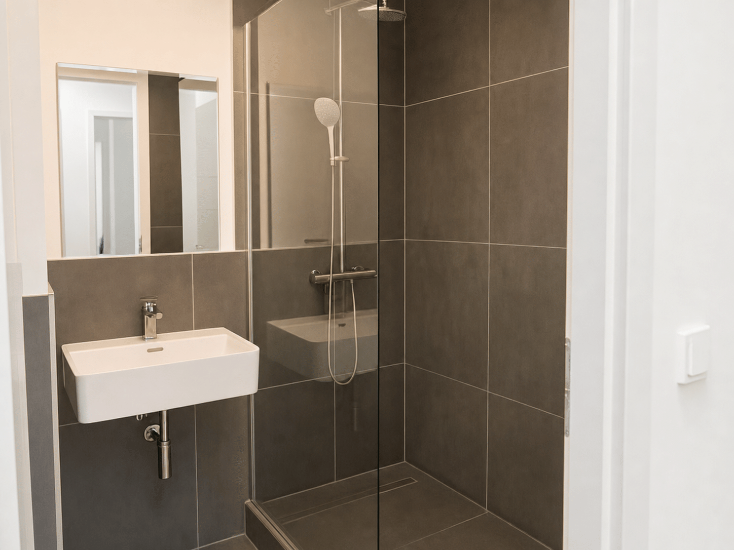 Radolfzeller Str. 40, 7. OG Rechts (Whg. 456) (Unit 197/02), Munich - Munich, Germany - Room in a 4 Bedroom 1 Bathroom - Bathroom