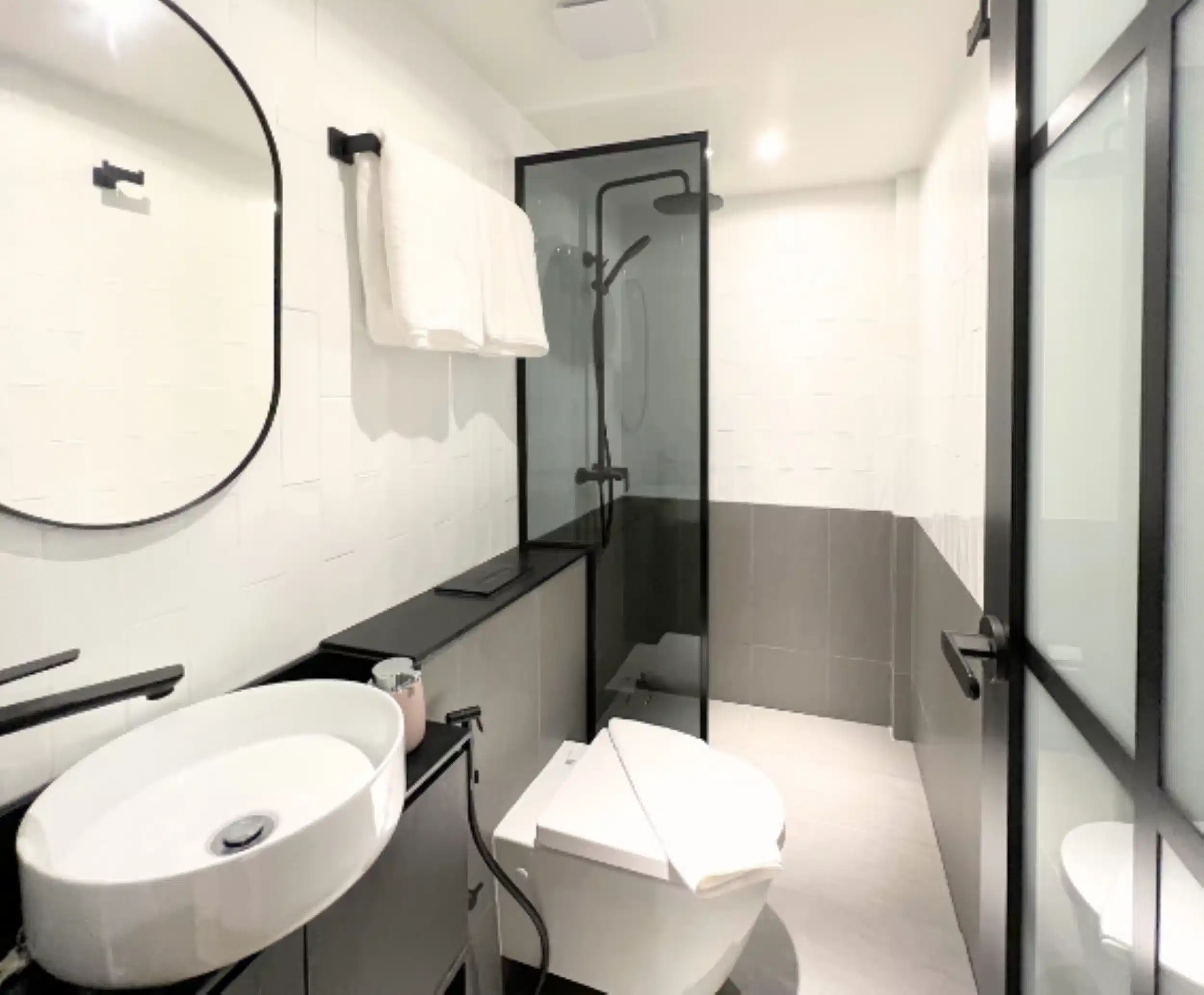 Coliwoo 75BR, Singapore - Singapore, Singapore - Queen Suite - Bathroom
