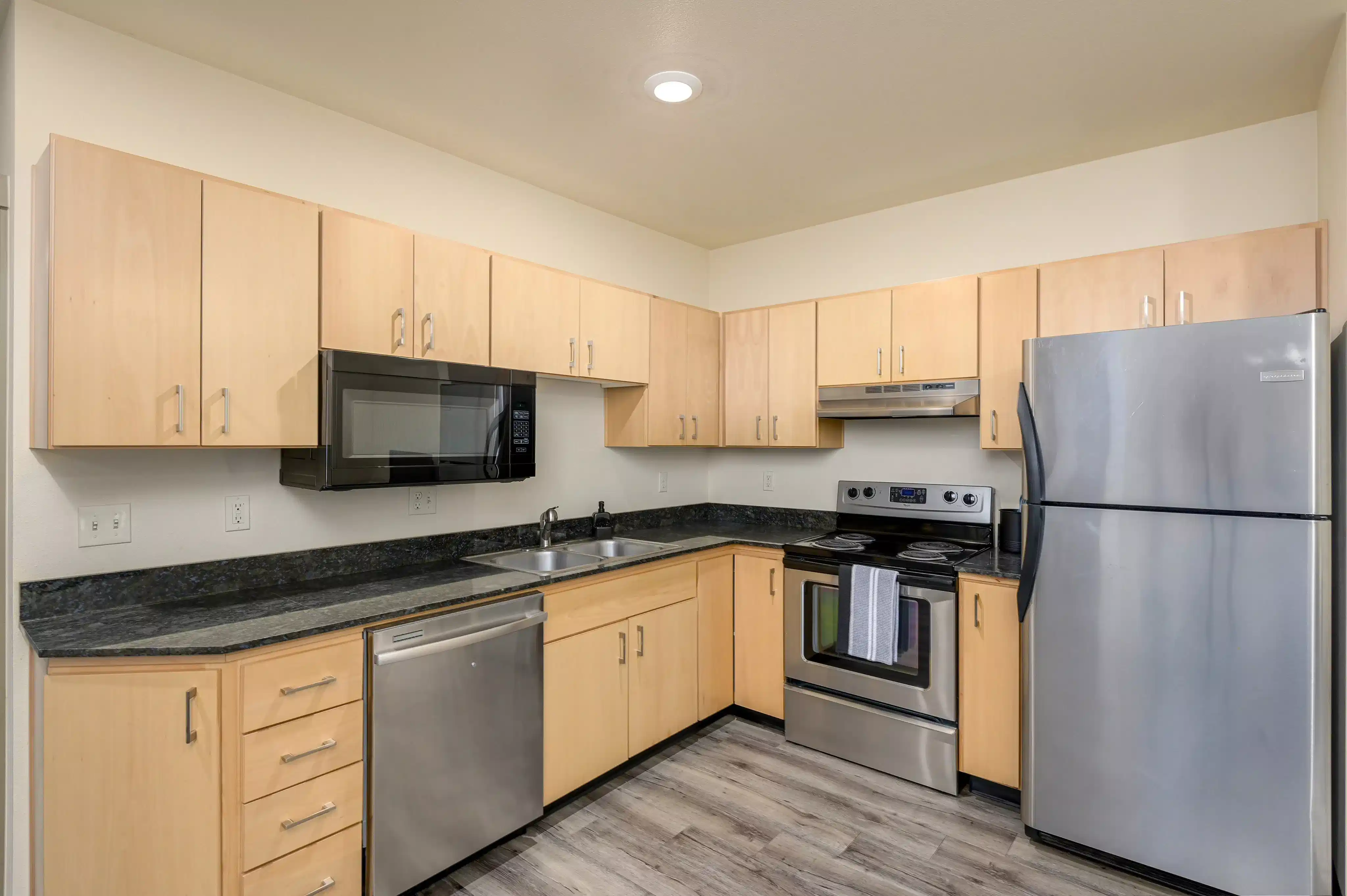 The Arcade, Eugene - Eugene, Oregon, United States - Kitchen