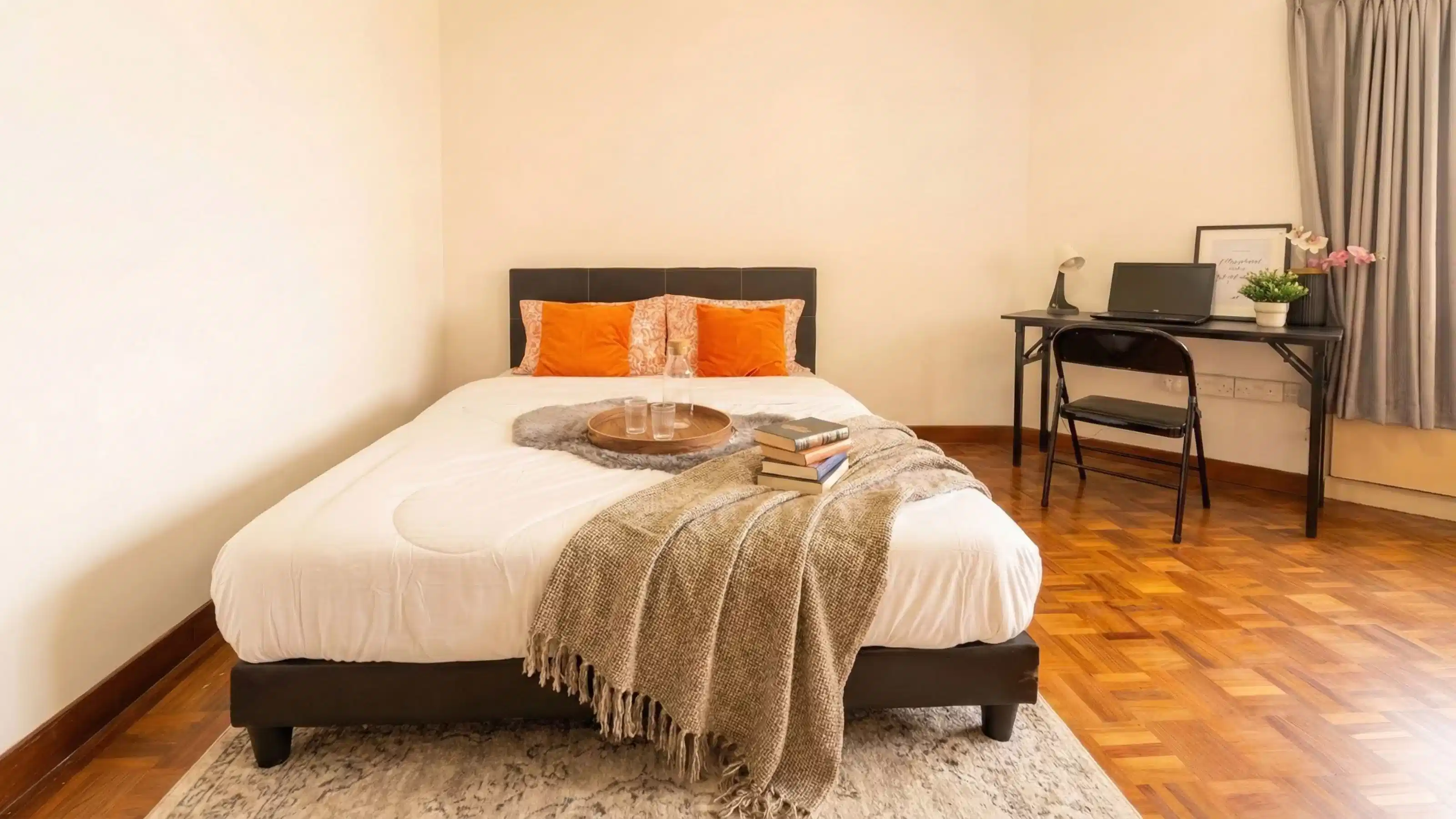 Room in a 7 Bedroom Apartment, 122 Jurong E St 13, Singapore 600122 - Singapore, Singapore - Bedroom