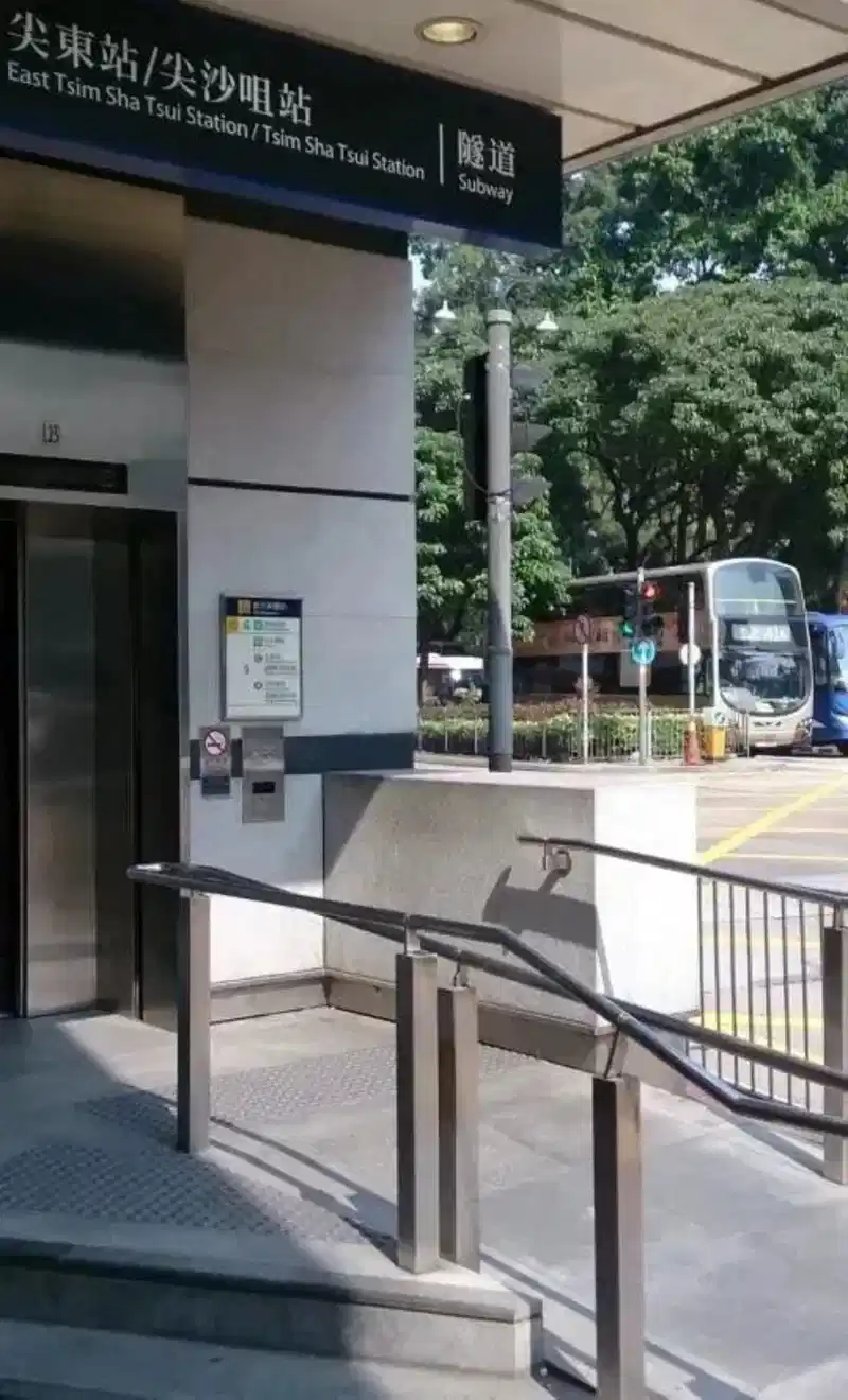 Ocean View Court, Tsim Sha Tsui East, HongKong - Hong Kong, China - Exterior