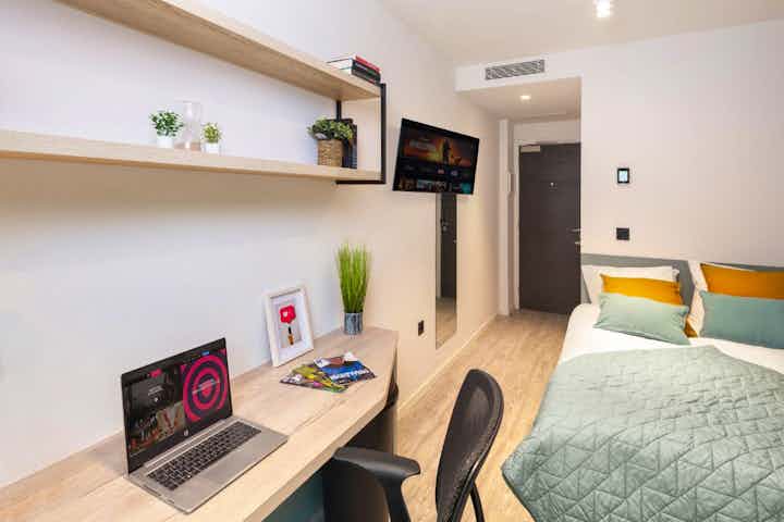 Lite Plus Studio - Bedroom