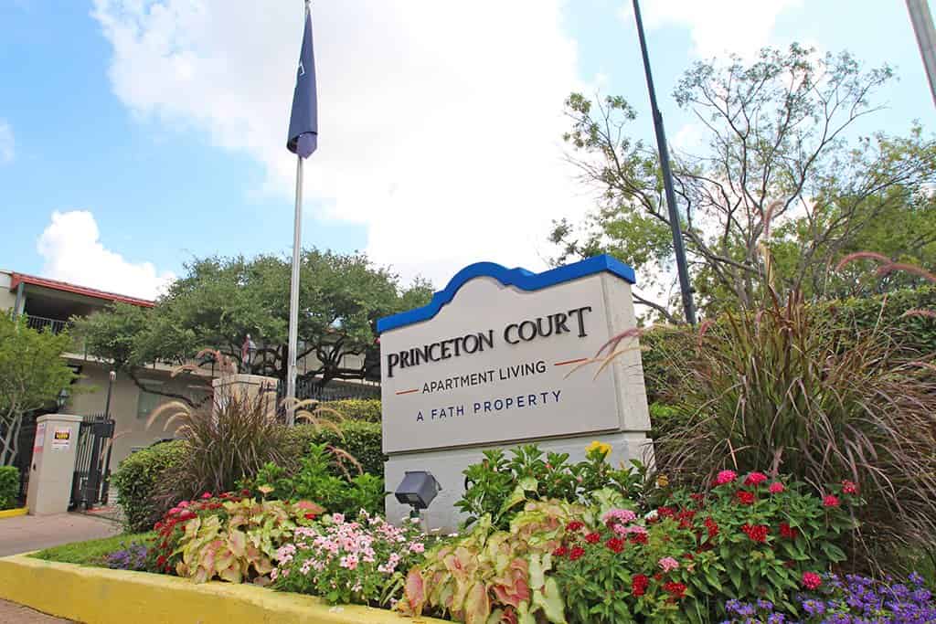 Princeton Court, Dallas - Dallas, Texas, United States - Exterior