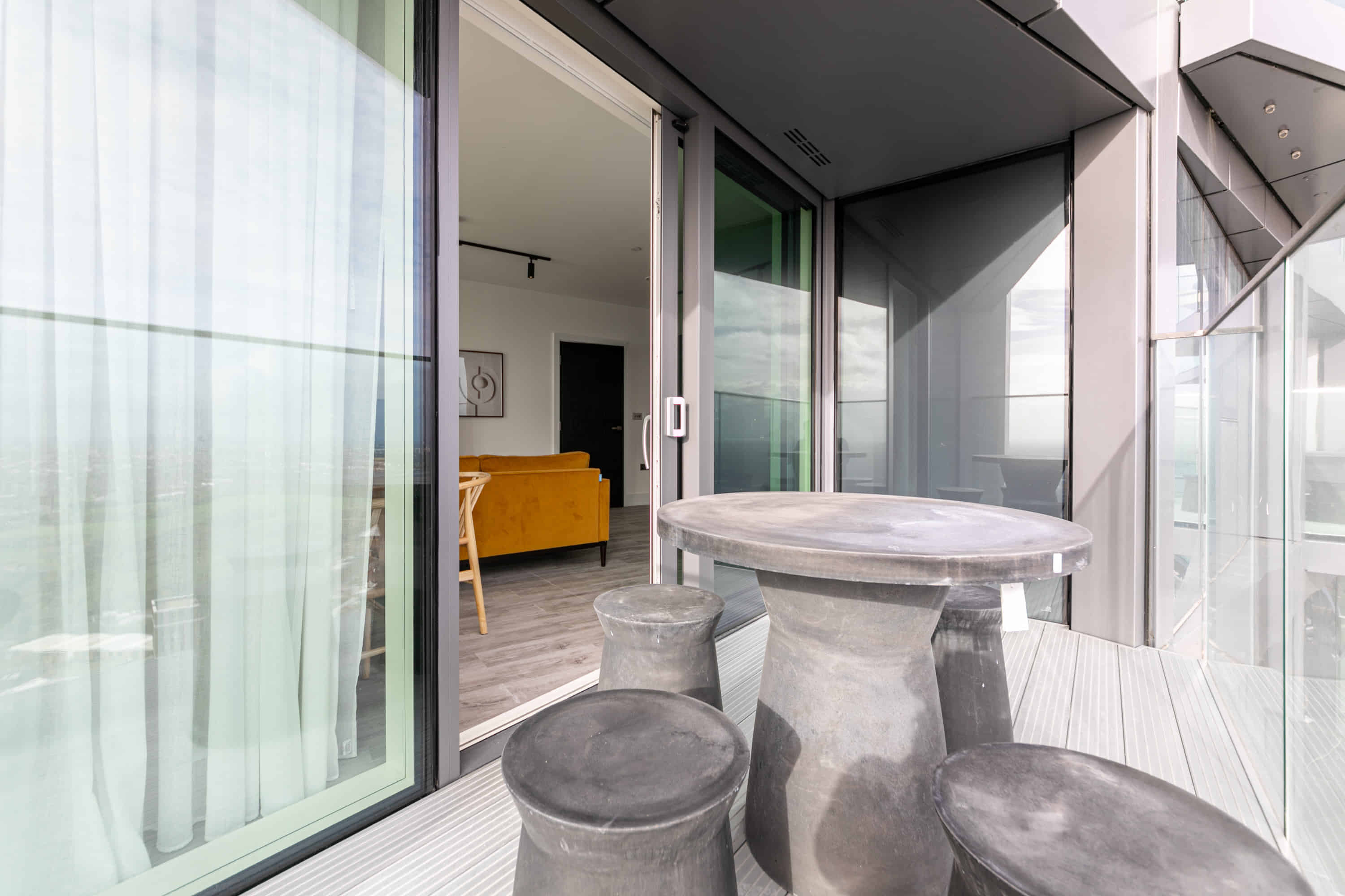 Victoria Road W3, London - London, England, United Kingdom - One Bedroom Apartment - Amenities