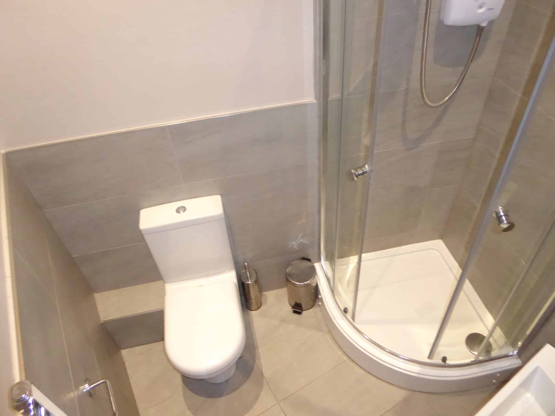 Spekeland Road L7, Liverpool - Liverpool, England, United Kingdom - Five Bedroom Student Flat - Bathroom