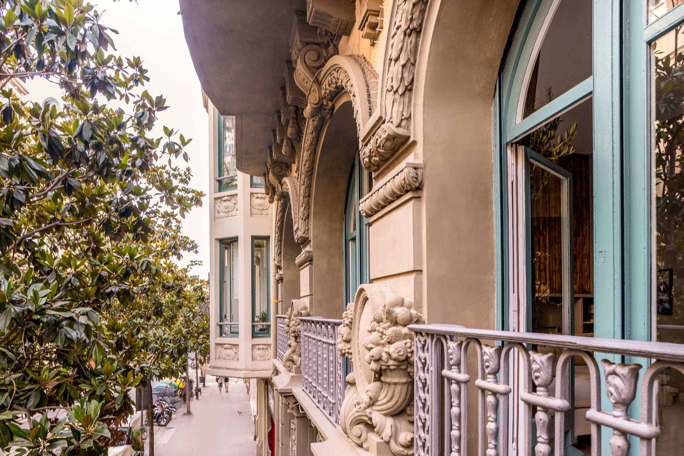Ebro, Barcelona - Barcelona, Spain - Exterior