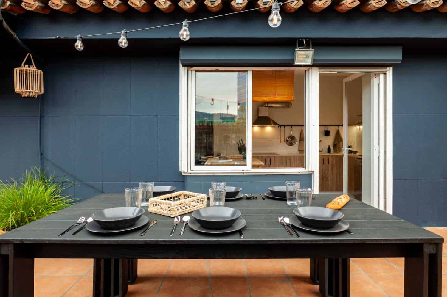 Quemu, Barcelona - Barcelona, Spain - Amenities