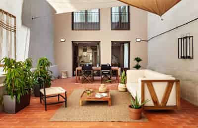 Chalby, Barcelona - Barcelona, Spain - Amenities