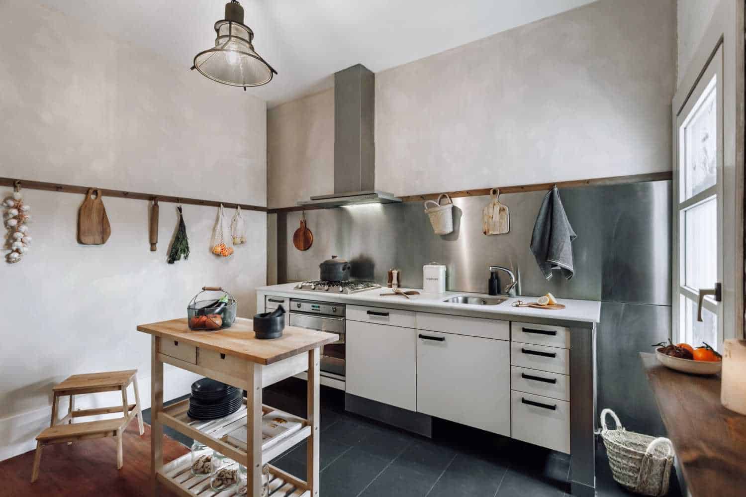 Zuheros, Barcelona - Barcelona, Spain - Kitchen